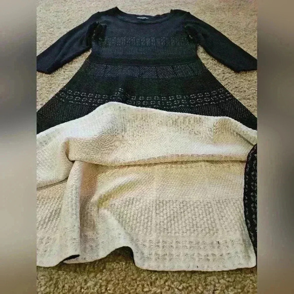 Roz & Ali Black A-Line Midi Party Dress w/ White Underlay, Size Small - Picture 3 of 7